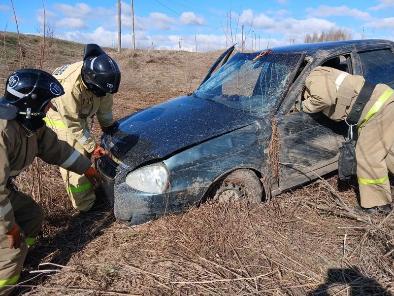 Сегодня днем в жестком ДТП в Самарской области был ранен человек