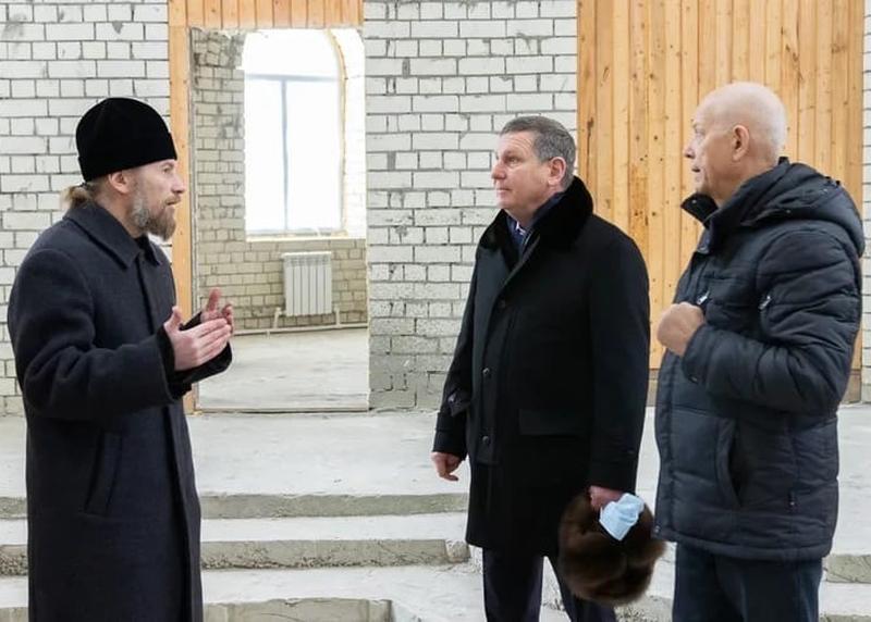 Руководитель «Тяжмаша» поможет в строительстве Троицкого храма в Сызрани. Видео