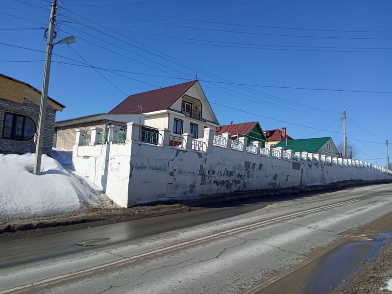 Аварийная стена вдоль проезжей части на улице Победы перестанет пугать автомобилистов. Цена вопроса – 5,9 млн рублей