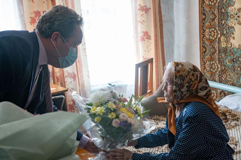 ������� ��������� �������� ������, ������ �� ����� � ����� ������ ������ �����. ������� - 100 ��� 