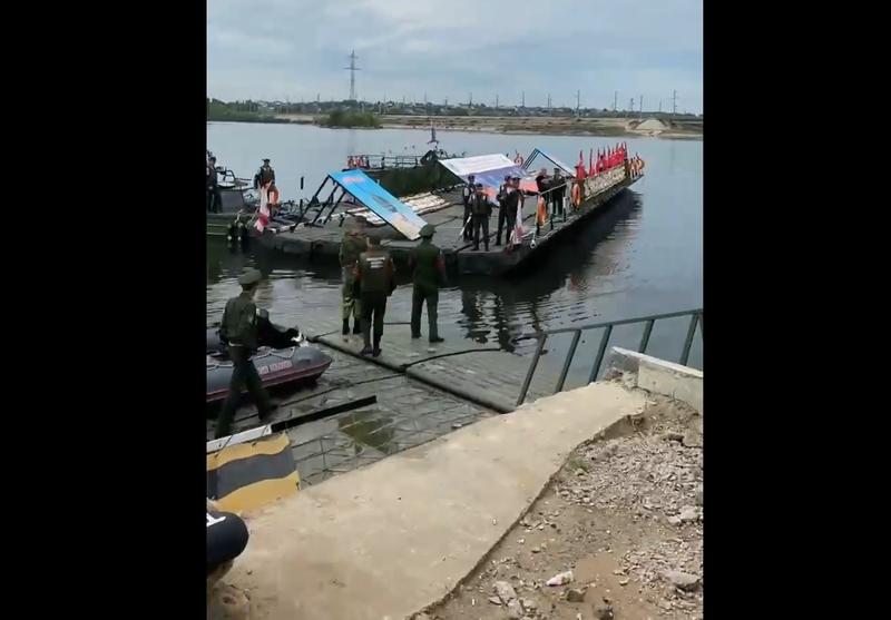 ������ ��� ����: ����� �������� ����� ��������� ��������� ����� � �������. �����  