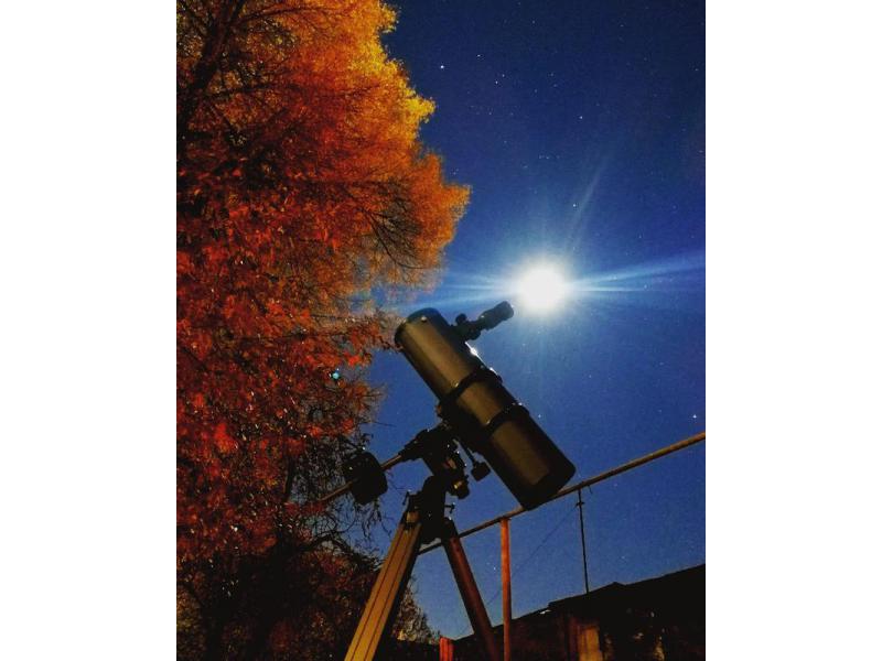 «Необычный объект. Лично для меня это НЛО»: сызранский астроном увидел в небе над улицей Советской нечто странное 