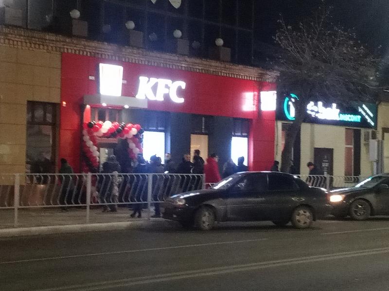 Полный аншлаг: сегодня в Сызрани открылся ресторан KFC