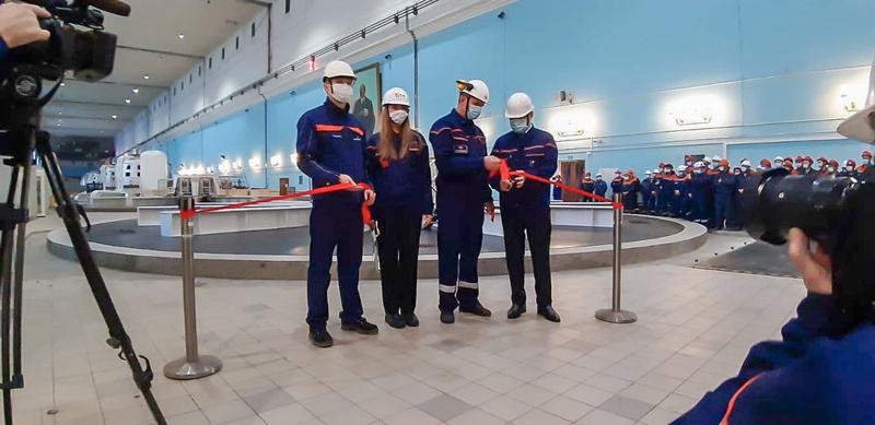 «Наши машины несут свет!» Сегодня на Иркутской ГЭС запустили гидроагрегат сызранского «Тяжмаша»