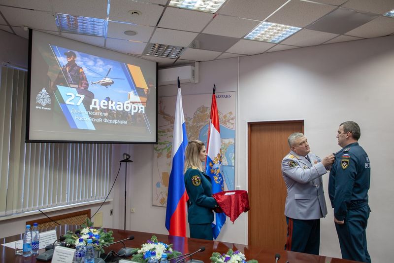 Генерал-майор внутренней службы Олег Бойко прибыл в Сызрань для вручения спасателям ведомственных наград