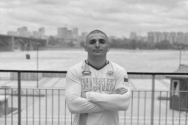 Молодой боксер скончался от полученной на ринге в Самарской области травмы: последний бой попал на видео