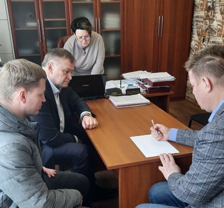 Проблемой отсутствия уроков физкультуры в одной из школ Сызрани заинтересовался мэр города