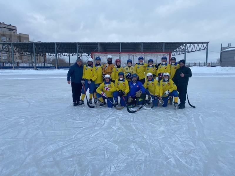 Сызранские хоккеисты разгромили команды соперников: шансы на победу растут