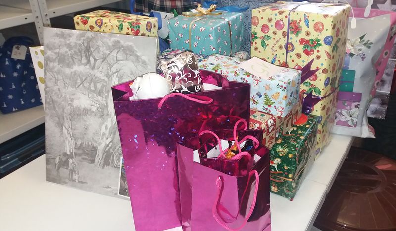 Все подарки акции «Чудесное Рождество» розданы – многие горожане их даже не ожидали