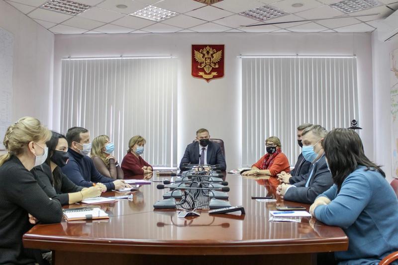 В администрации Сызрани обсудили всероссийские соревнования по фигурному катанию на коньках, которые пройдут 11-13 марта в «Роснефть Арене»