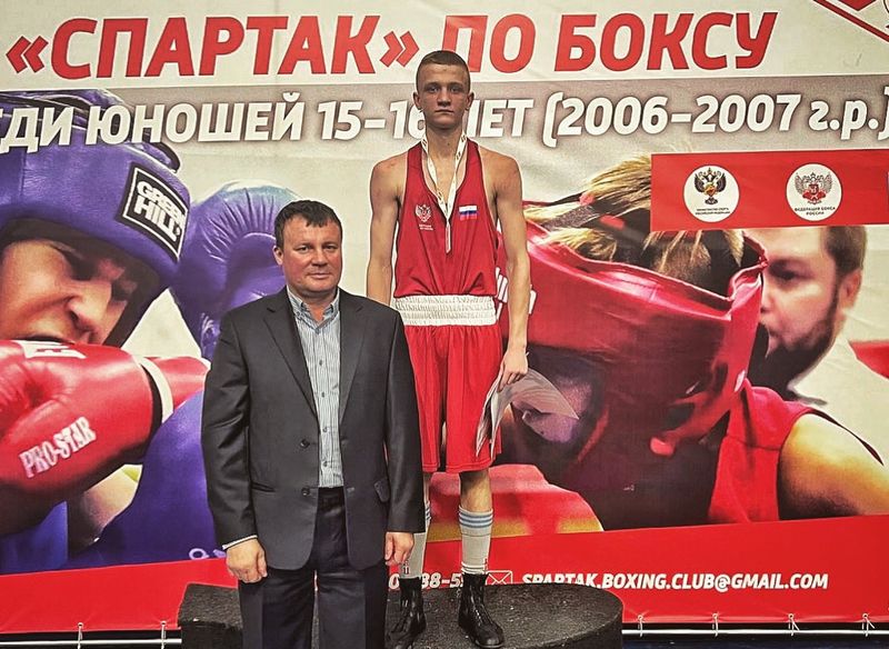 На всероссийских соревнованиях отличился боксер из Сызрани