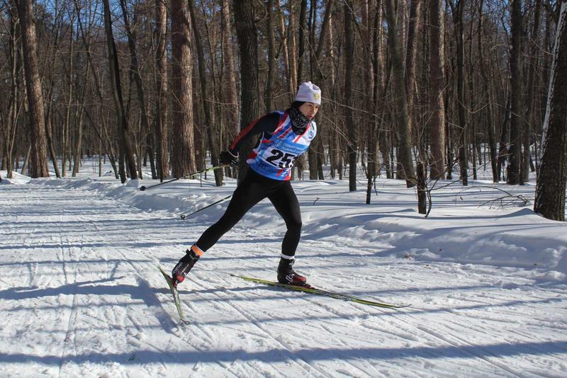 Мария Проскурина стала абсолютным победителем престижного лыжного марафона, на который прибыли лучшие лыжники от Питера до Ханты-Мансийска