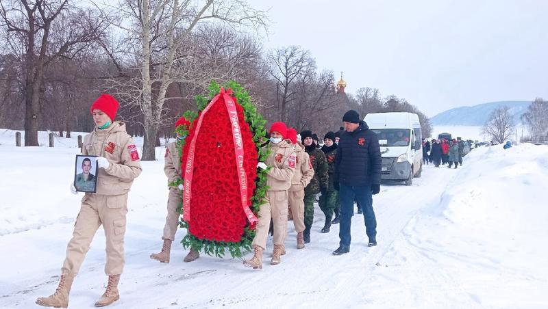 В Шигонском районе простились с погибшим во время специоперации на Украине Александром Лупиным