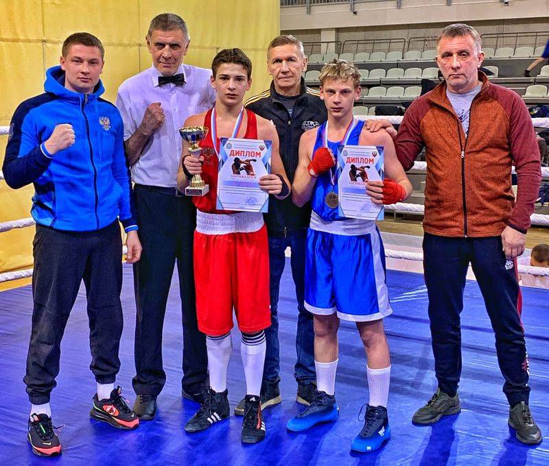 ВАСИЛИЙ ВОЙЦЕХОВСКИЙ НОКАУТИРОВАЛ ГАСАНА ГАСАНОВА В ПЯТОМ РАУНДЕ http://www.udar