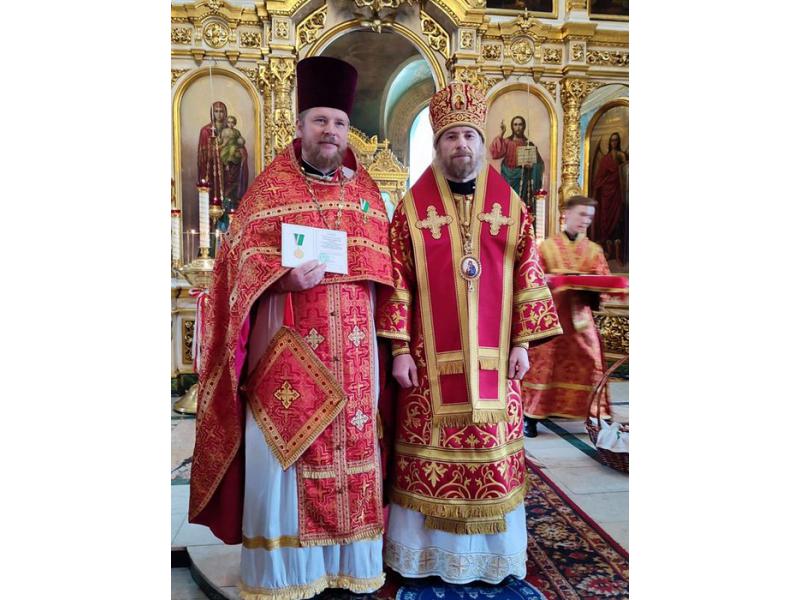 Духовенство Сызранской епархии отмечено патриархом Кириллом - двое священнослужителей награждены почетной медалью РПЦ
