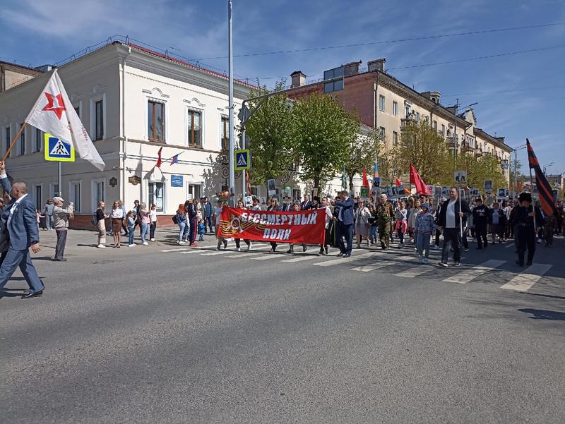 Течет река Бессмертного полка: фото трогательной акции в память о Победе в Сызрани