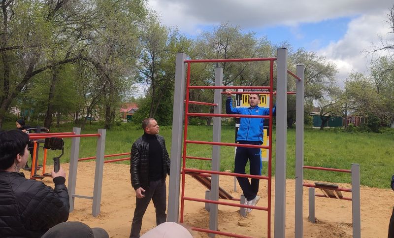 Тимирязевский парк обзавелся еще одной спортивной площадкой - теперь все по-взрослому