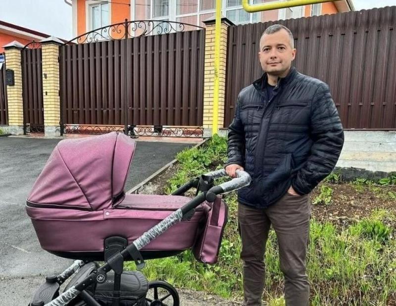 У сызранского пилота, Героя России Дамира Юсупова родился сын