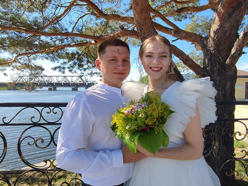 В сызранском театре родилась новая семья, не по пьесе, а по жизни