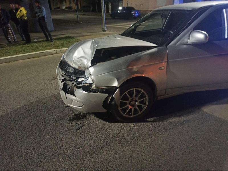 В ночном ДТП в центре Сызрани пострадала девушка