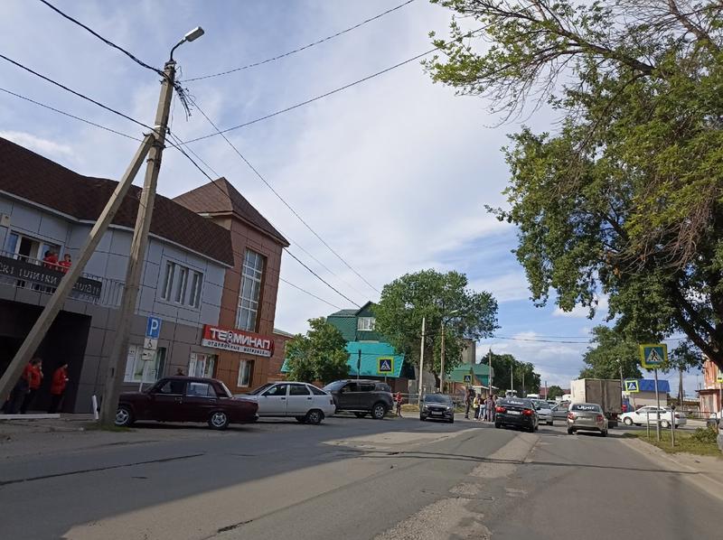 Стекло боковое калина