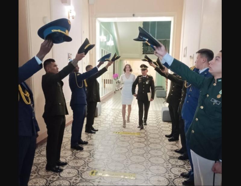 Девушка из Сызрани вышла замуж за будущего вертолетчика из далекой Южной Америки