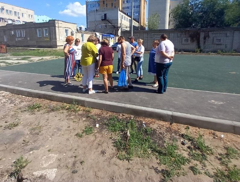 Ктв сызрань последние новости сегодня. Футбол во дворе. КТВ Луч Сызрань последние. День двора. Зона спорта во дворе.