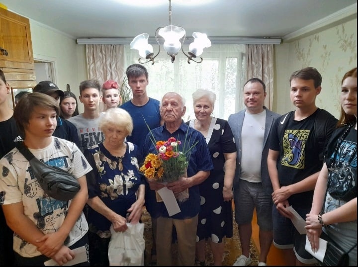 Мал сызрань последние новости. Совет ветеранов Сызрань. Совет ветеранов Сызрань культура. 35 Лет городскому совету ветеранов Сызрани. Сызрань Оськин Михаил Петрович.