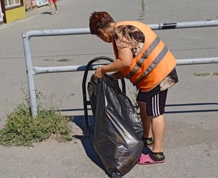 С улиц Сызрани за неделю насобирали и вывезли почти 255 тонн мусора