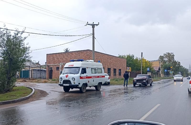 В Сызрани произошло ДТП с участием автомобиля скорой помощи