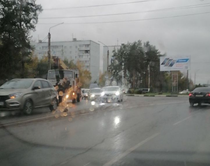 «Езжайте низом»: авария на верхнем кольце Монгоры создала водителям проблемы