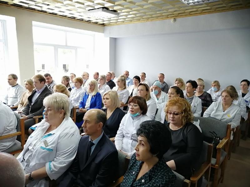 С сегодняшнего дня в медицине Сызрани многое будет по-новому, и управлять объединенной больницей станут сразу 2 человека