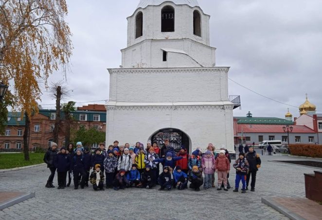 Осенняя прогулка принесла юным сызранцам новые познания о родном городе
