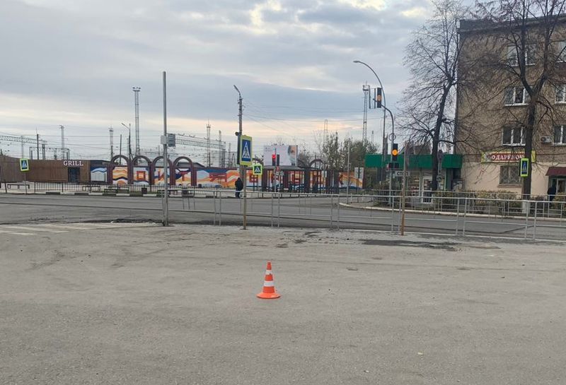 В Октябрьске автомобиль сбил девочку-подростка, на месте ДТП травмы показались не столь серьезными, как оказалось