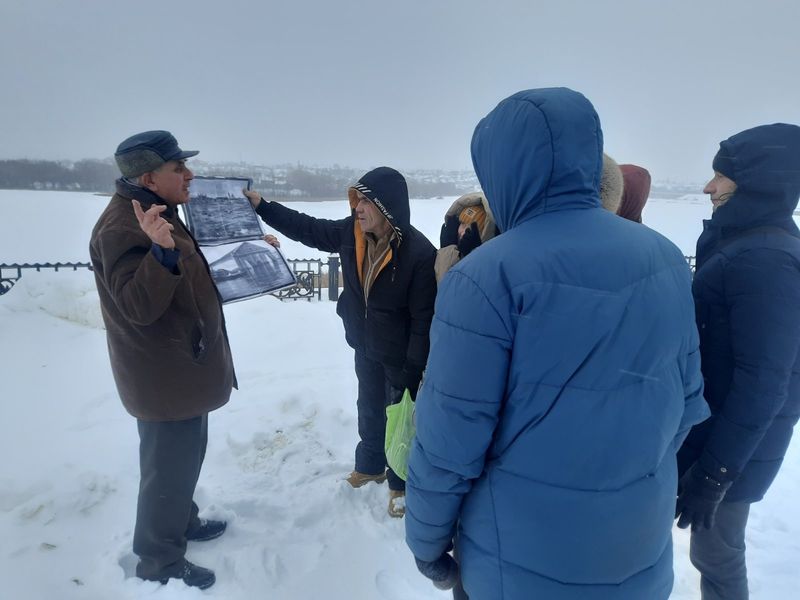 Неугомонные сызранцы даже мороза не испугались - им все географию с историей подавай