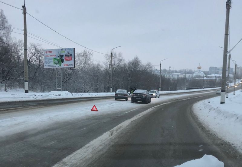 Приора в кювете
