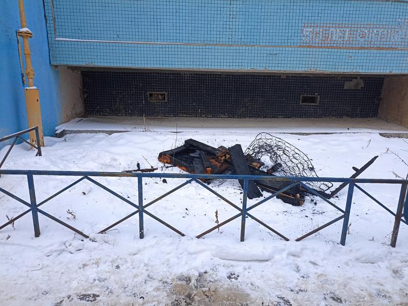 «Нехорошая» квартира, в которой пострадали два человека, горела уже не в первый раз