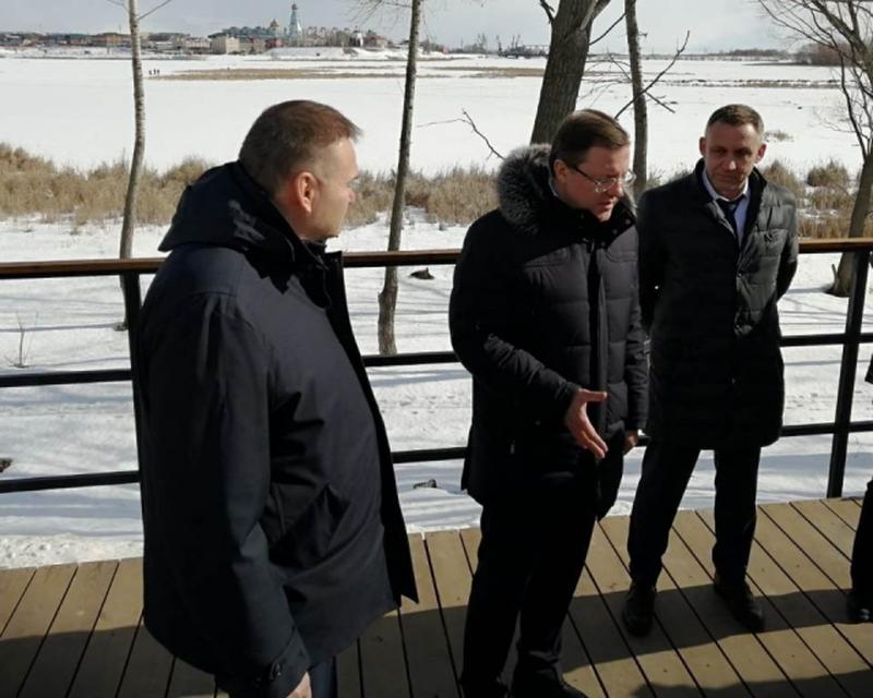 Дмитрий Азаров посмотрел Монастырскую набережную Сызрани и заинтересовался планами по созданию островов