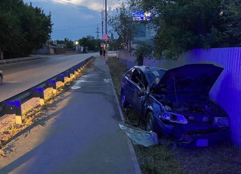 На место ДТП вызывали скорую помощь - пострадавшего увезли в реанимацию