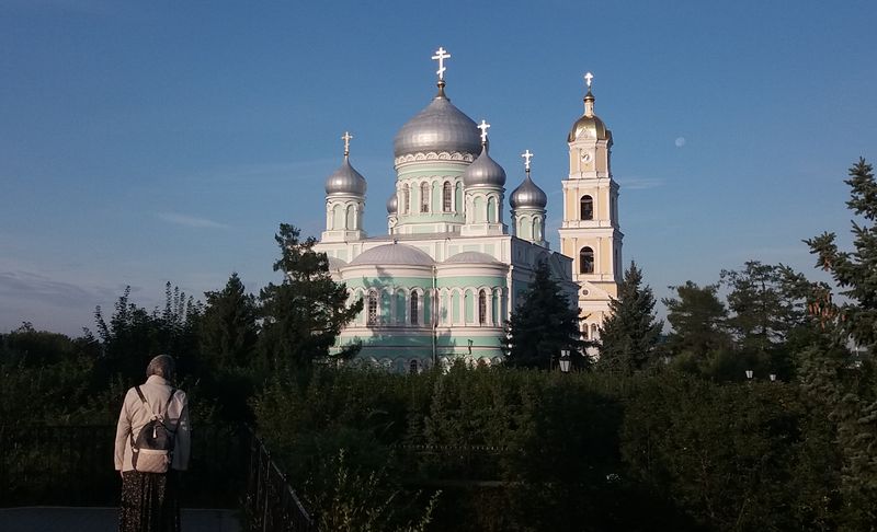 При рождении нарекли Прохором: православная церковь празднует обретение мощей любимого россиянами святого