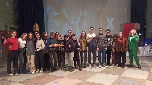 Студентам пришлось напрячь память и вспомнить некоторые моменты, связанные со встречей Нового года