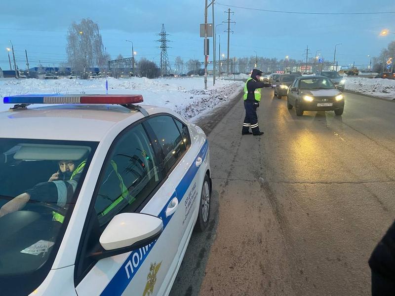 В Самарской области проходят масштабные полицейские рейды - ловят не только нарушителей ПДД