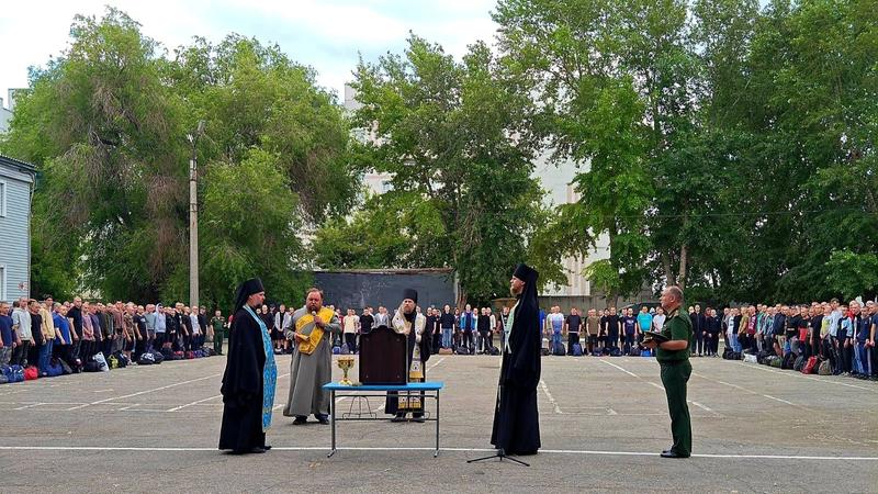 Феодоровская икона Богородицы - хранительница Сызрани - посетила военных
