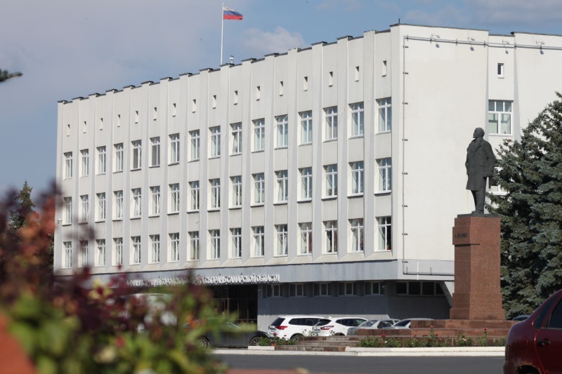 Городские службы Сызрани включили в план ремонта дороги улиц Володарского и Гоголя