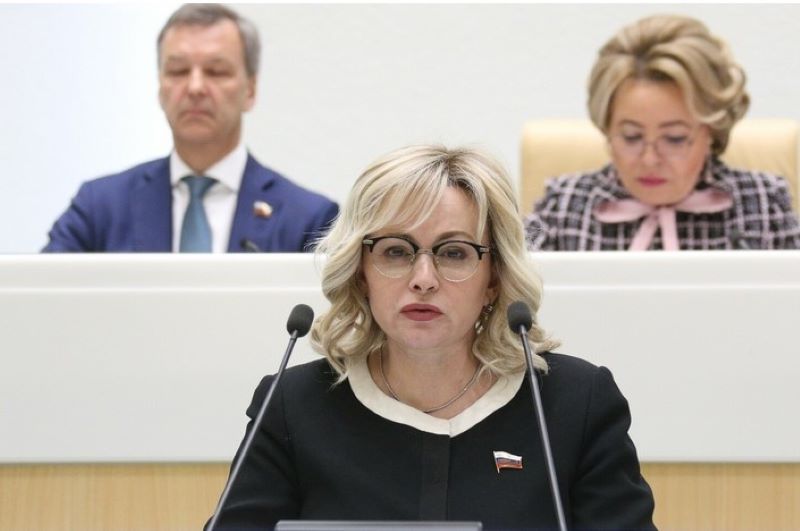 «Мужчин в салонах красоты, наверное, больше, чем женщин»: мужскую необходимость посещения спортзалов поставили под сомнение