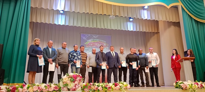 В Сызранском районе с торжеством и песнями отметили День работника сельского хозяйства