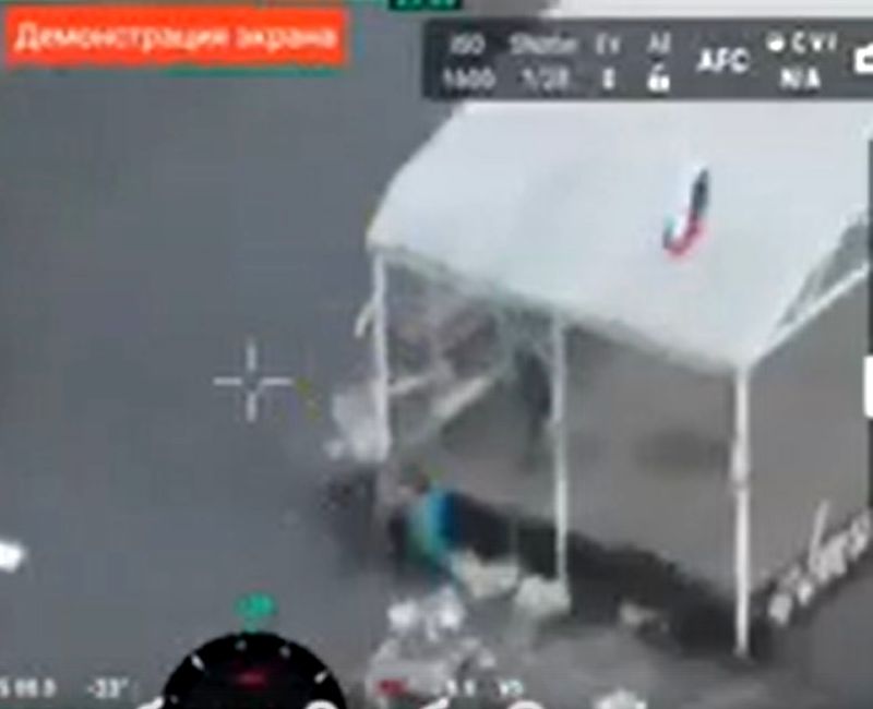 В центре города Суджа установлен российский флаг. Видео