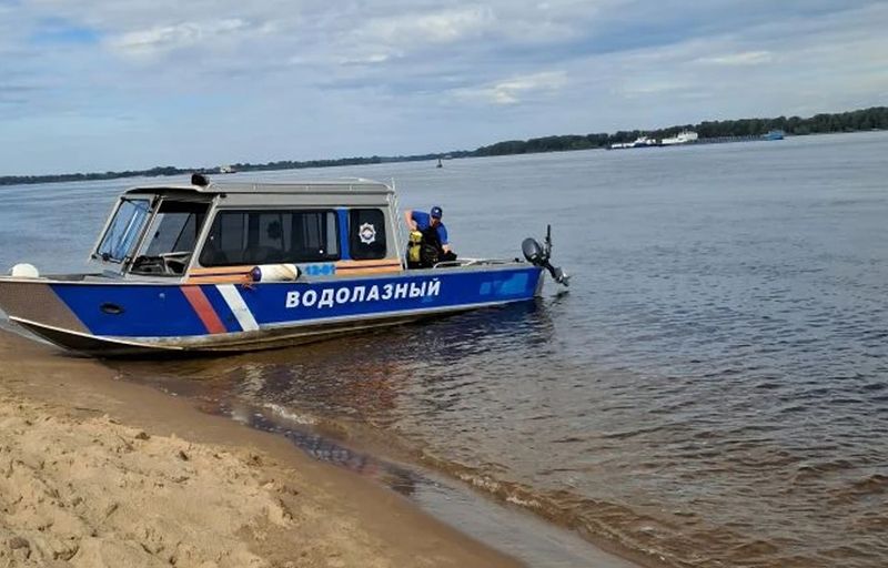 Водолазы подняли со дна Волги погибшего мальчика