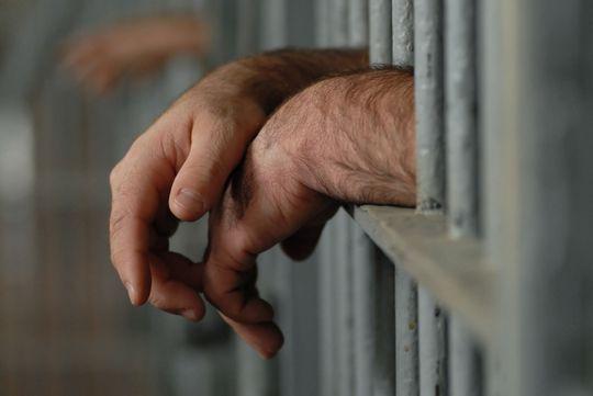 Арестованным ФСБ торговцам оружием грозило 8 лет тюрьмы: что решил суд  